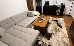 Luxe Apartment Andreea